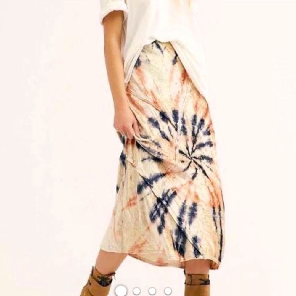 Free People Velvety Skirt 💕